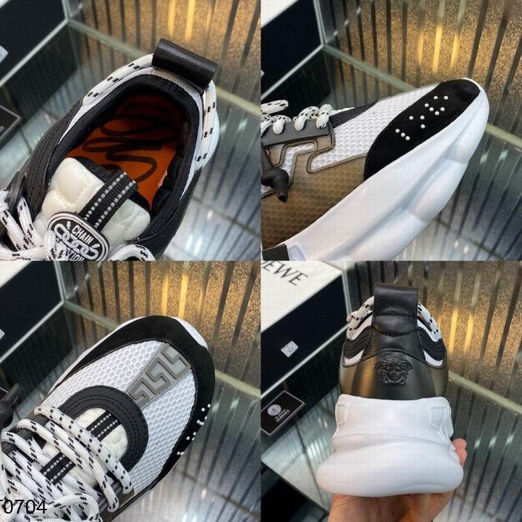 VRC  Sneakers Chain