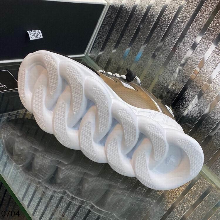 VRC  Sneakers Chain
