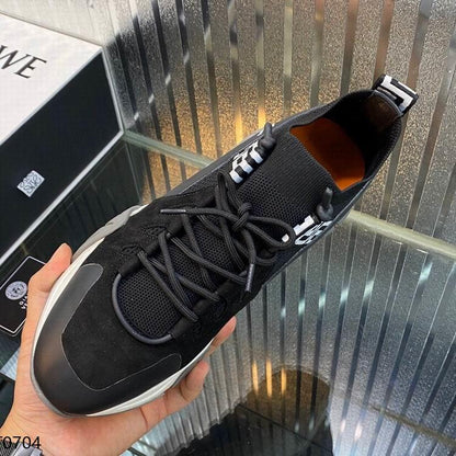 VRC Sneakers Black