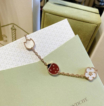 VAN  C & A Bracelet