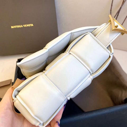 BOT VENET  bag 26 cm