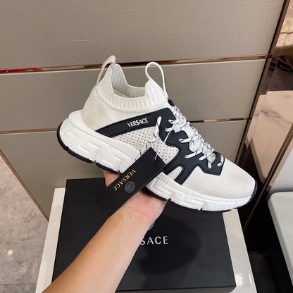 VRC Sneakers Run Away