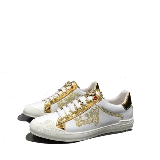 VRC  Sneakers  Run Away Gold