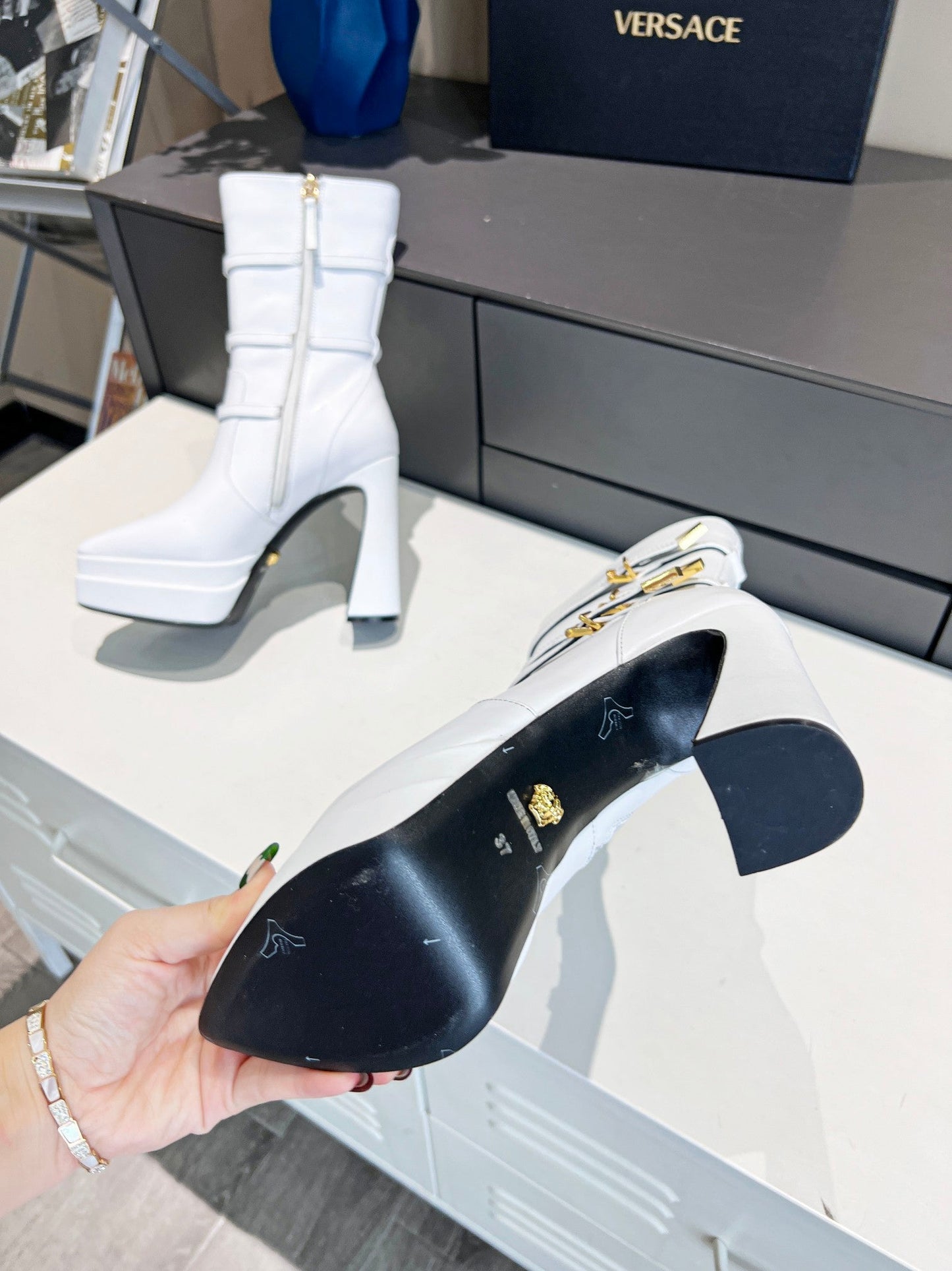 VRC  Boots High Heels 2 Color 's