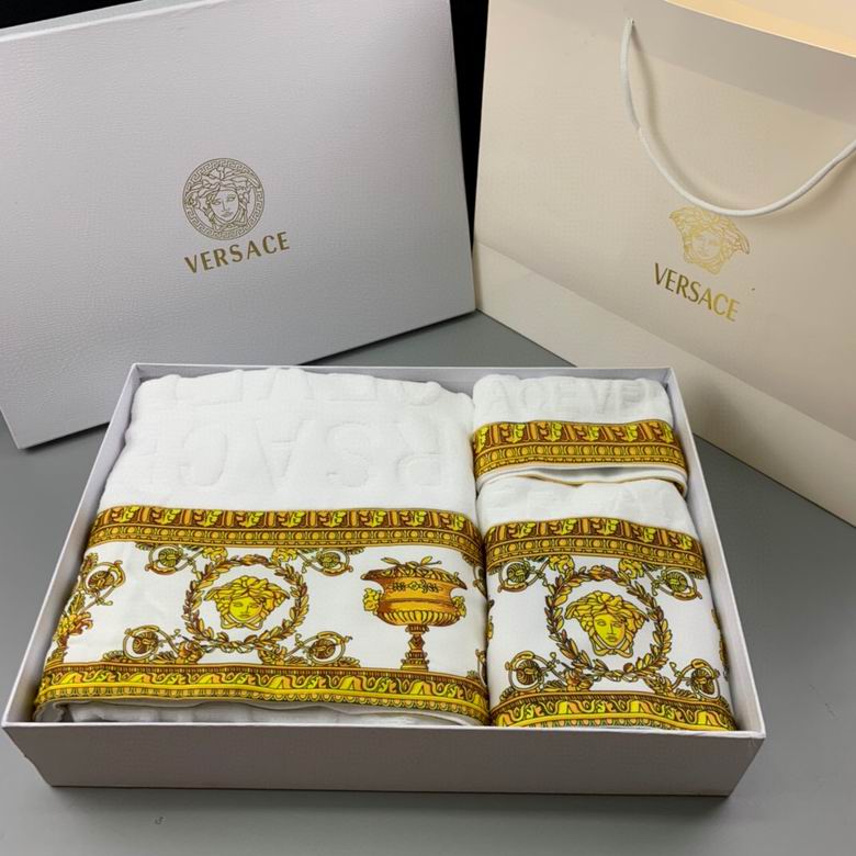 VRC Towel Set