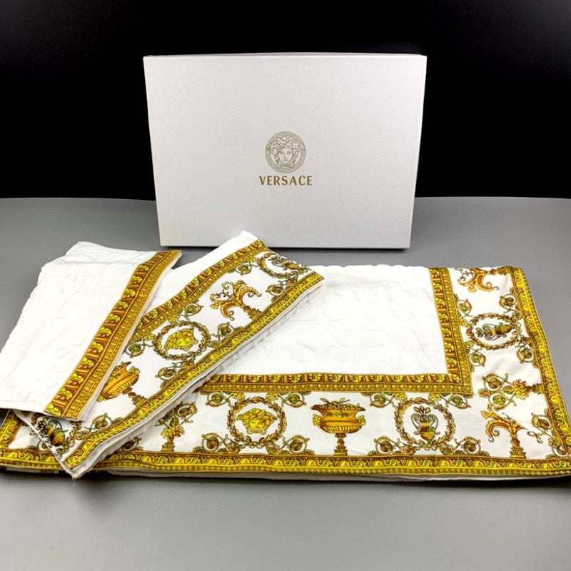VRC Towel Set