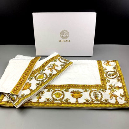 VRC Towel Set