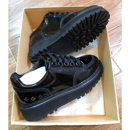 LU Shoes Black