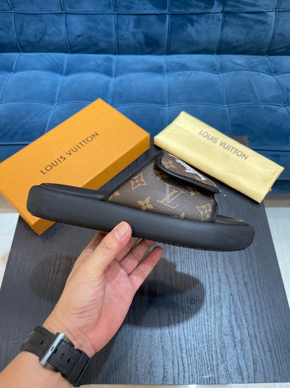 LU Slippers Slide