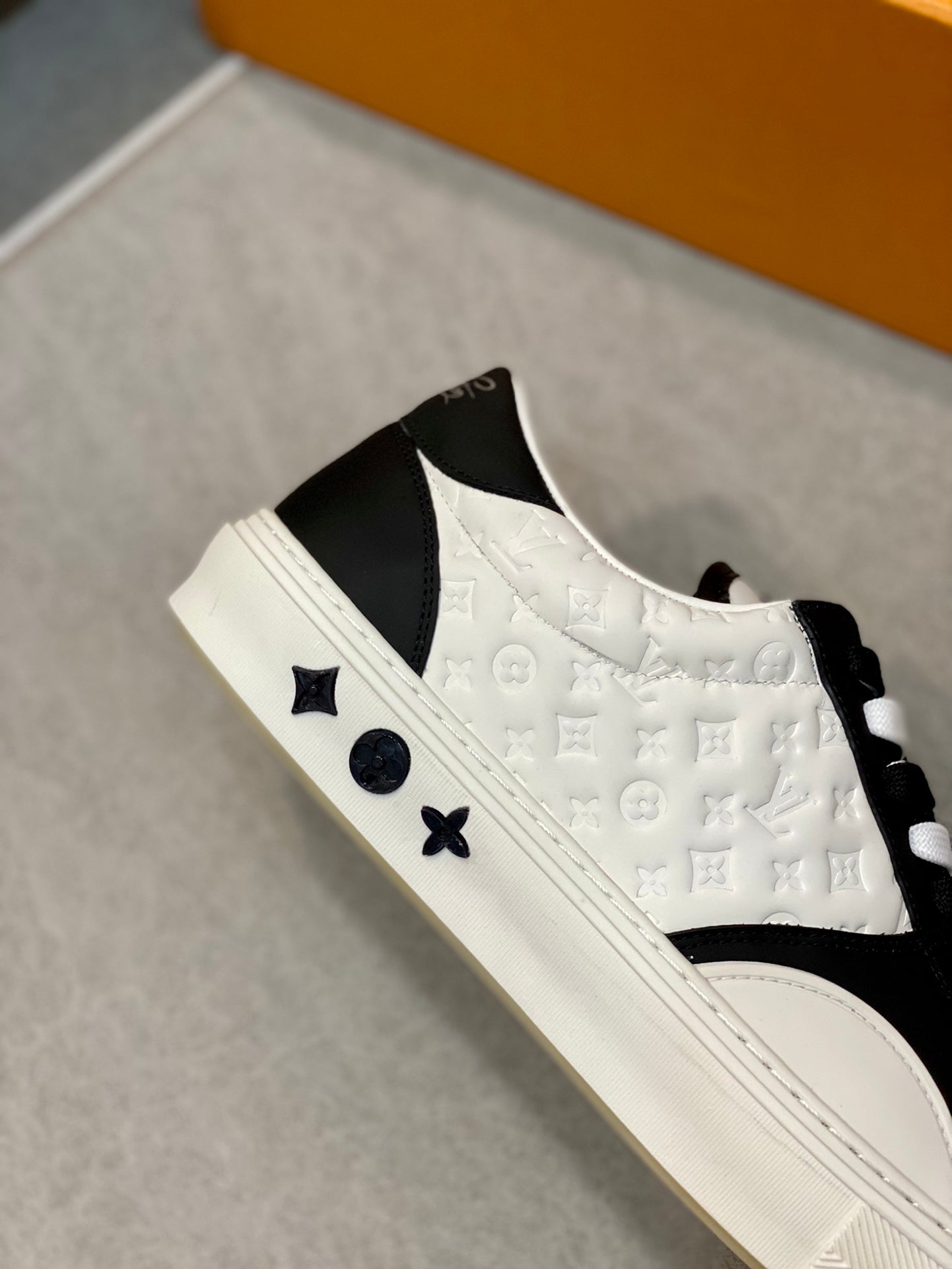 LU Sneakers Runner 2 Color 's