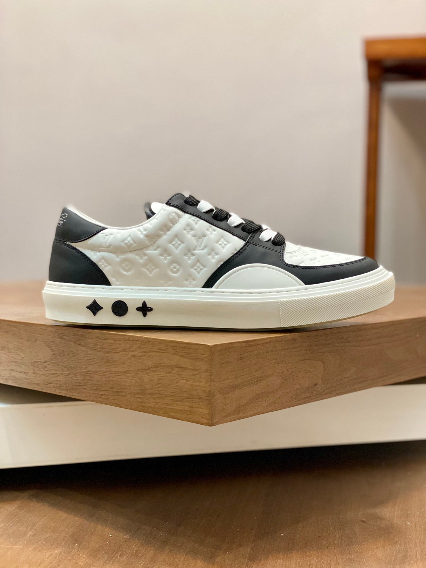 LU Sneakers Runner 2 Color 's