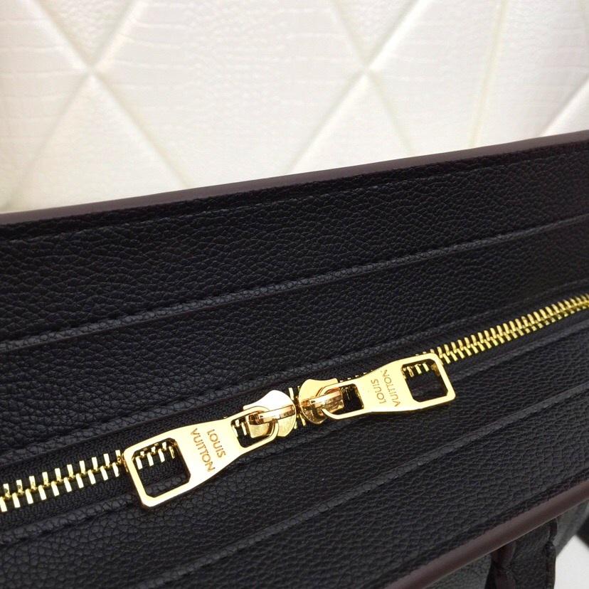 LU Bag Mono Black