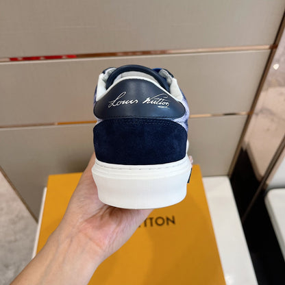 LU Sneakers