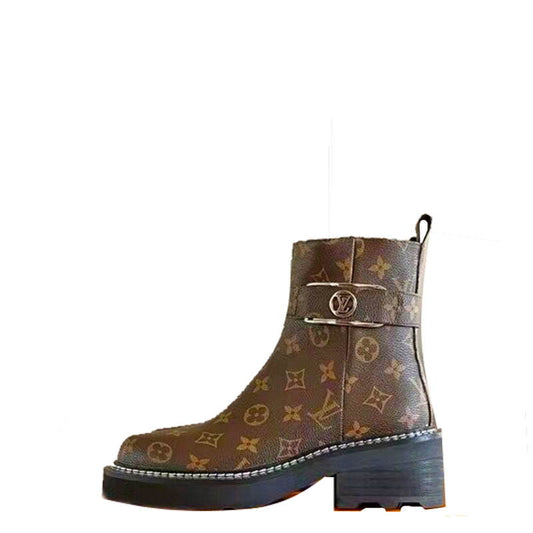 LU Boots Med