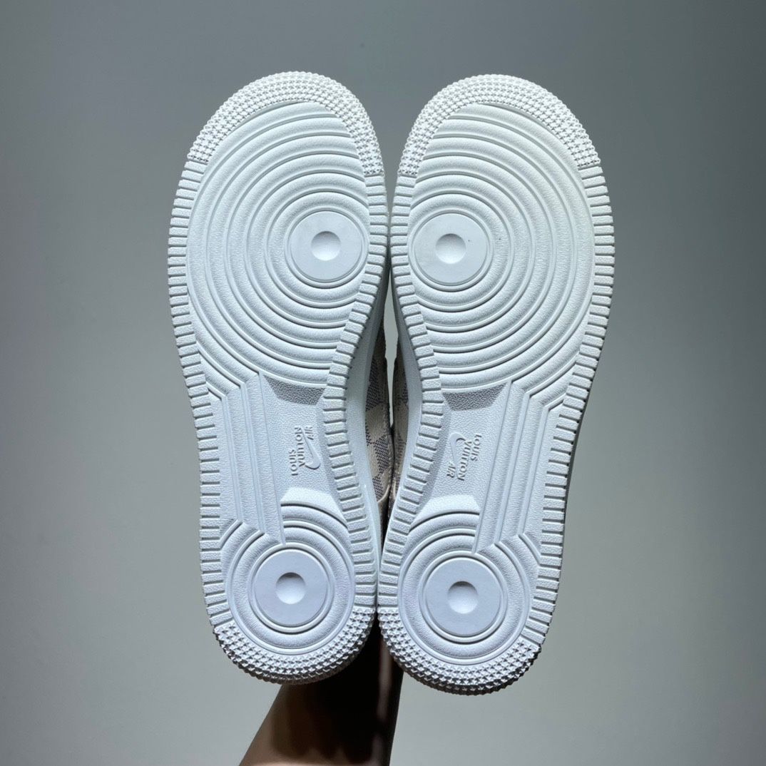 LU N*KE  Sneakers Runner Man Ebene Collaboration