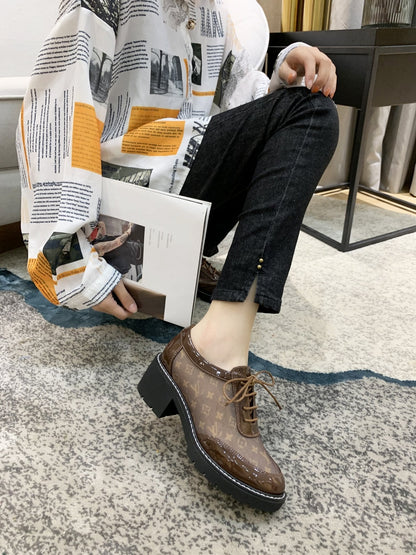 LU  Shoes Mono