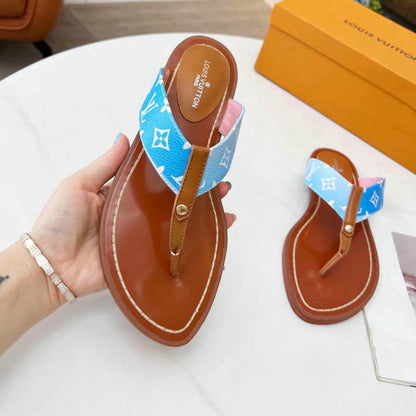 LU   Slippers  2 color 's