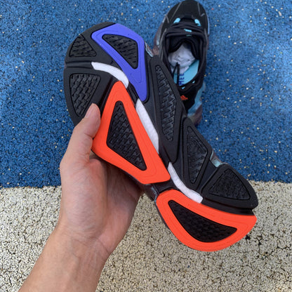 ADI*DAS Sneakers X9000