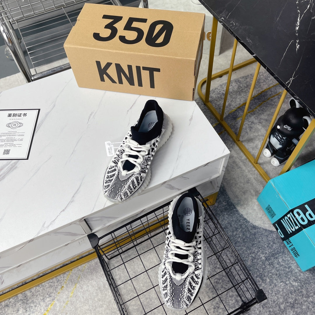 Yezy 350 Sneakers 2 Color 's V2 CMPCT 46