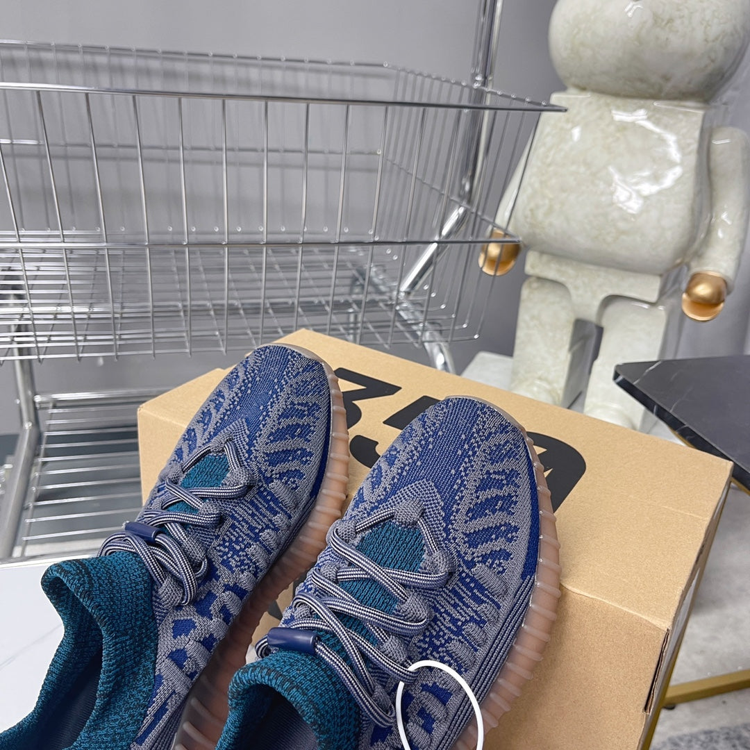Yezy 350 Sneakers 2 Color 's V2 CMPCT 46