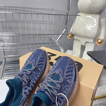 Yezy 350 Sneakers 2 Color 's V2 CMPCT 46