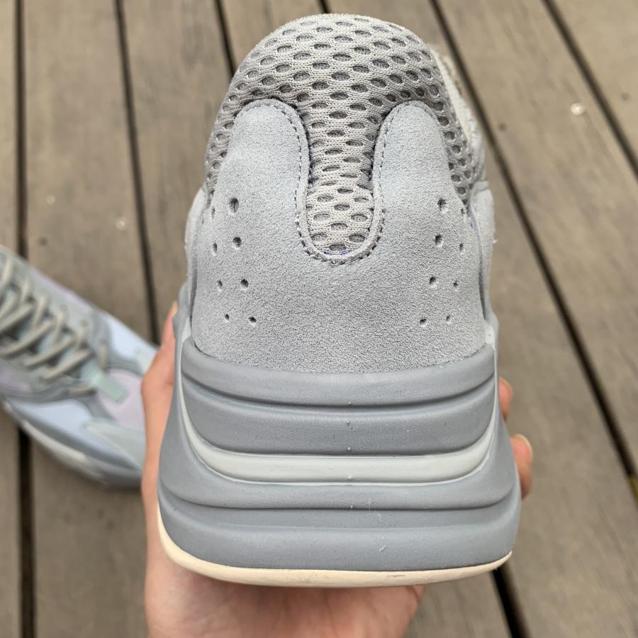 Yezy  700 Boost Running Sneakers Grey