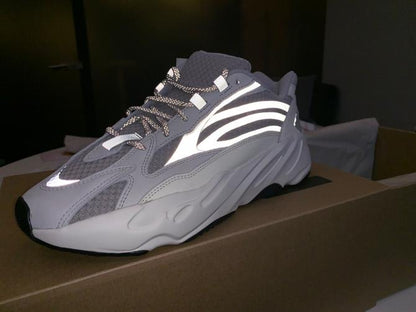 Yezy 700 Static Boost Sneakers White