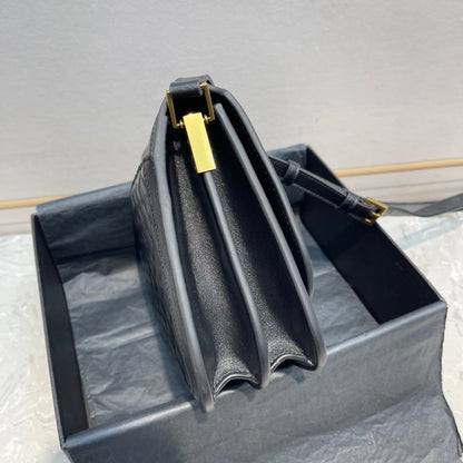 Y L Bag 22 cm