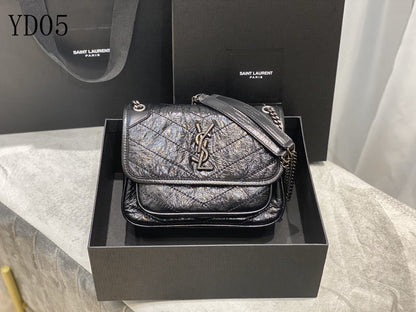 Y L Bag  28 Cm Black