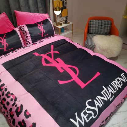 Y L Bedding Set