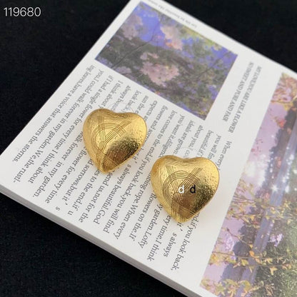 Y L  Earrings