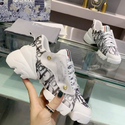 CHD Sneakers Run Away