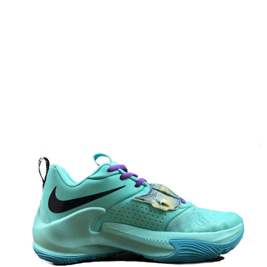 N*KE  Zoom FREAK 3.0 Sneakers 46