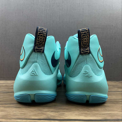 N*KE  Zoom FREAK 3.0 Sneakers 46
