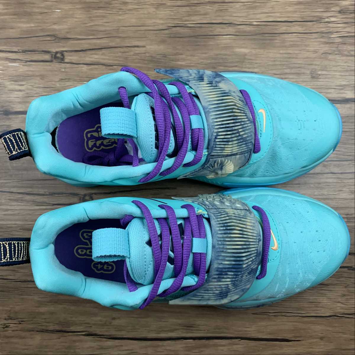 N*KE  Zoom FREAK 3.0 Sneakers 46