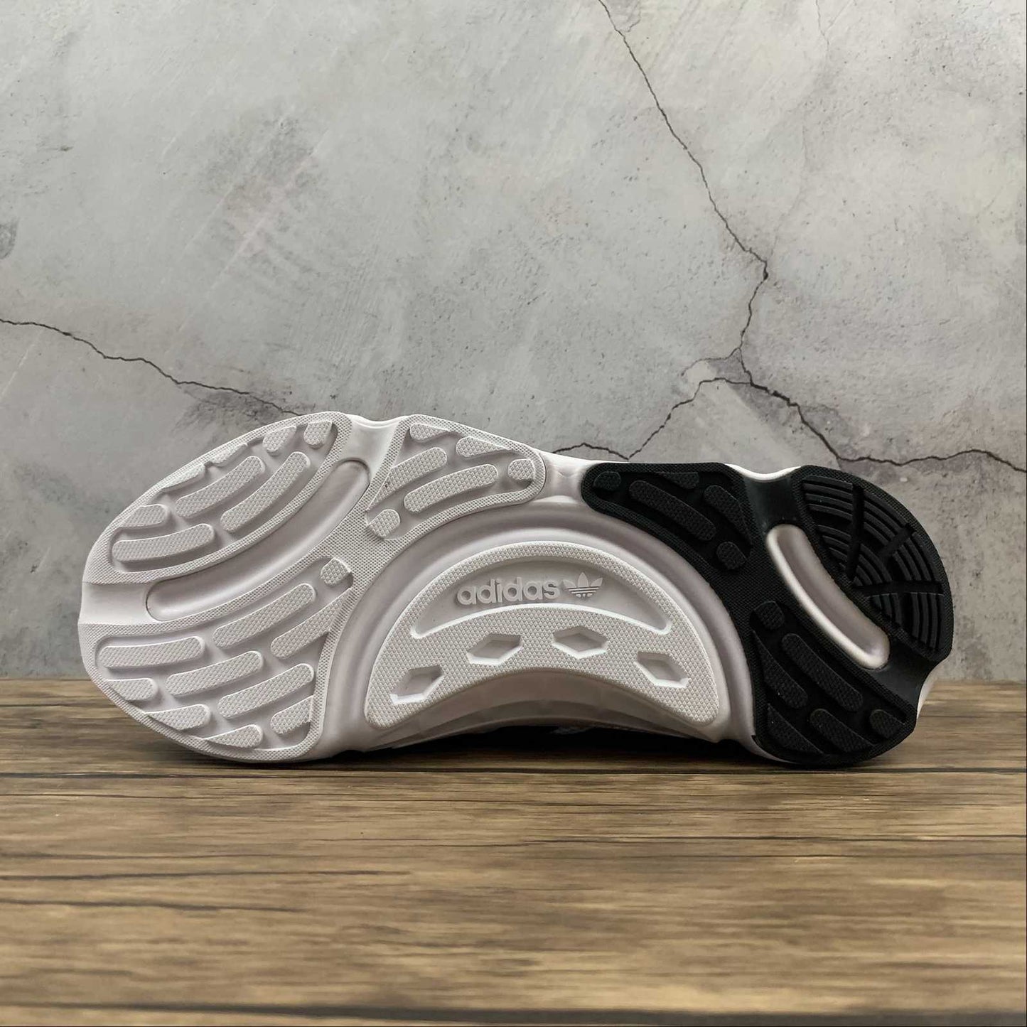 ADI*DAS Sonkei Sneakers