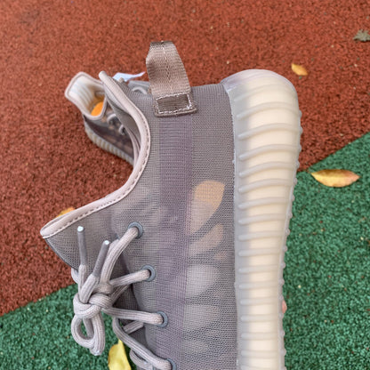YEZY 350 Boost 350 V2 MONO CLAY