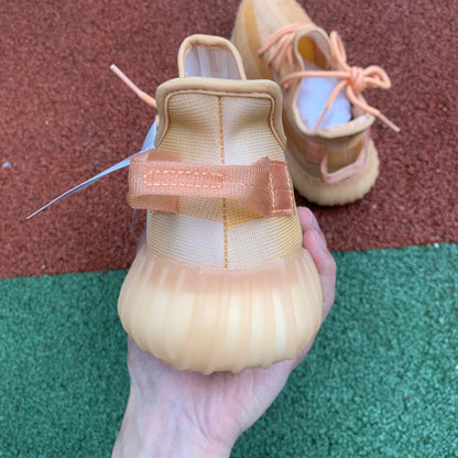 YEZY 350 Boost 350 V2 MONO CLAY
