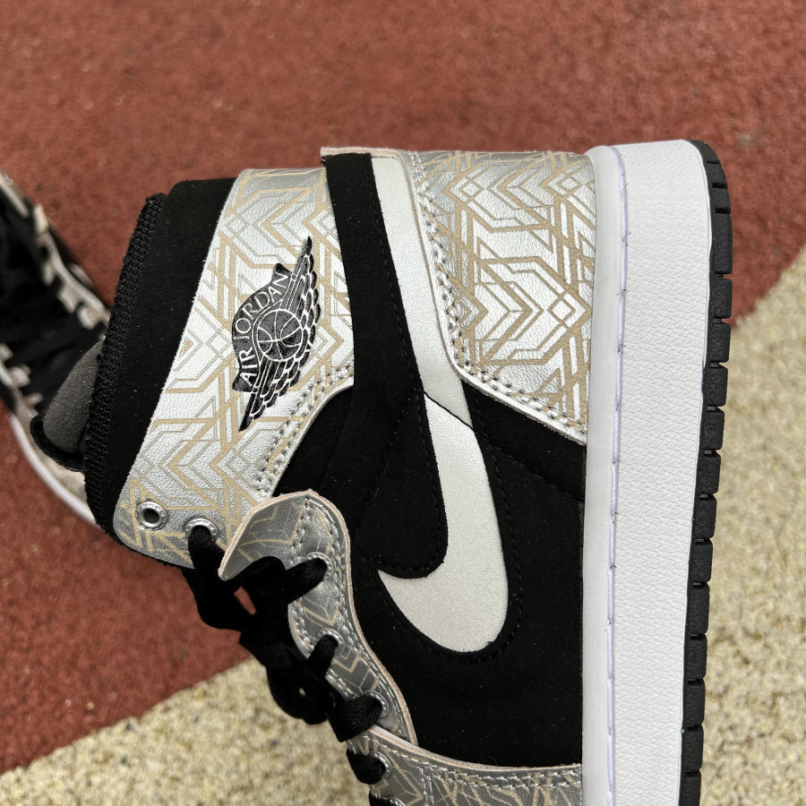 N*KE  ZOOM   Sneakers AJ1 High 46