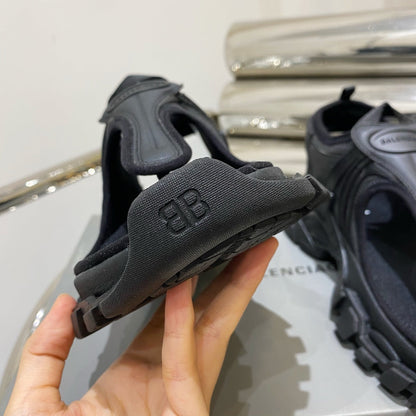 SNBAL  Track Trainers Sandals Black