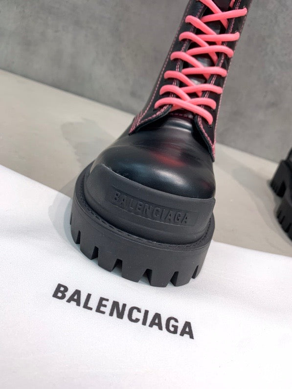 SNBAL  Boots Black