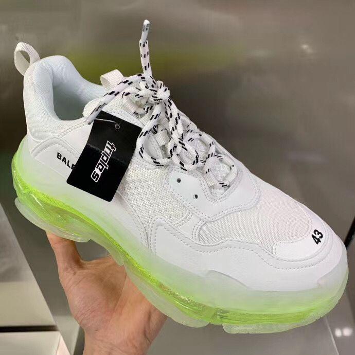 SNBAL  Sneakers Triple S