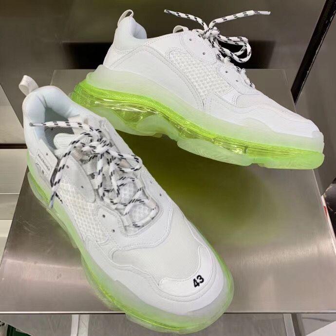 SNBAL  Sneakers Triple S