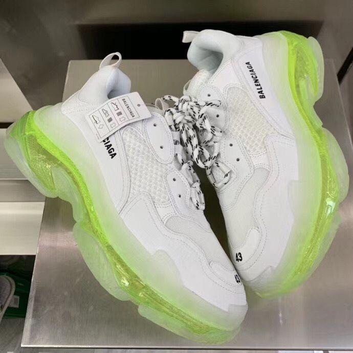 SNBAL  Sneakers Triple S
