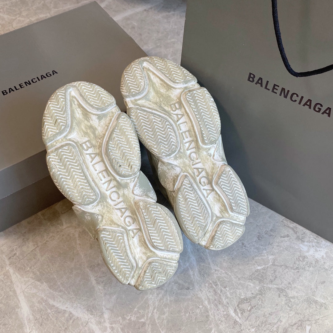 SNBAL  Triple S Sneakers Vintage