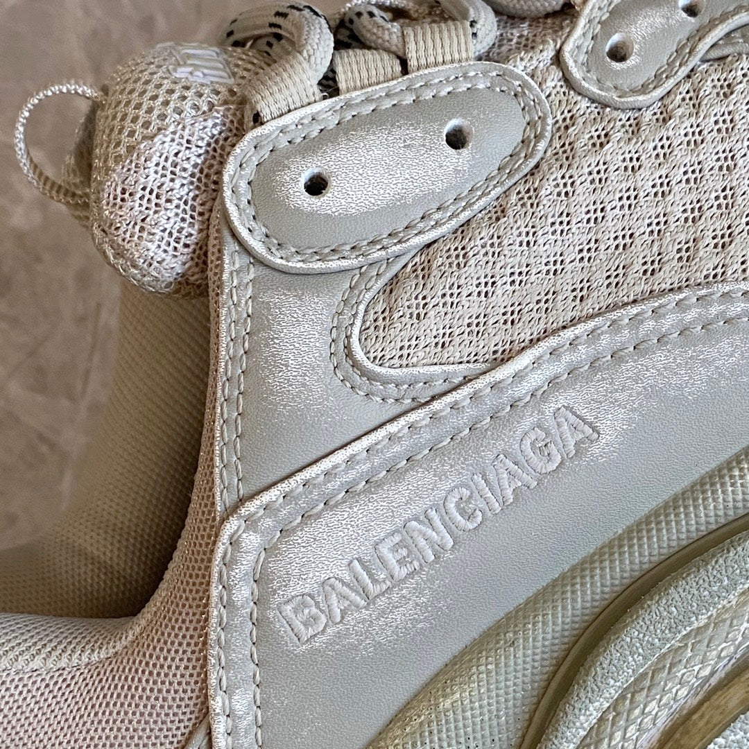 SNBAL  Triple S Sneakers Vintage