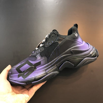 SNBAL  Triple S Sneakers Black