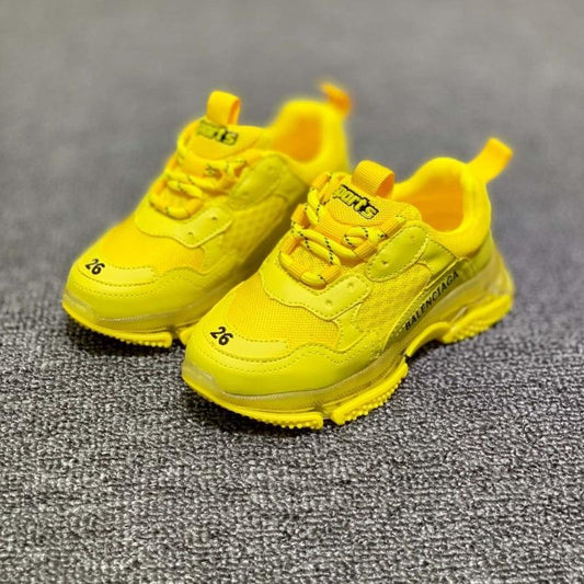 balenciaga triples clear sole