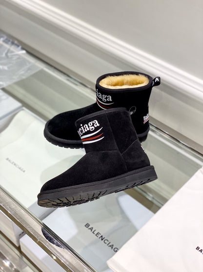 SNBAL  UGG Boots Black
