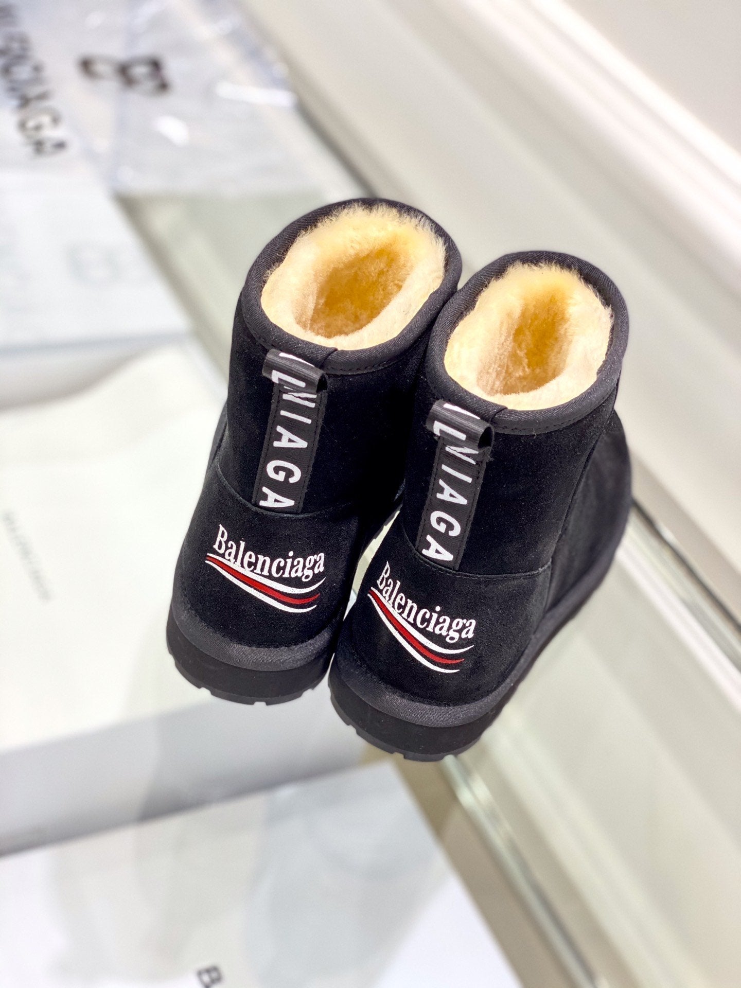 SNBAL  UGG Boots Black